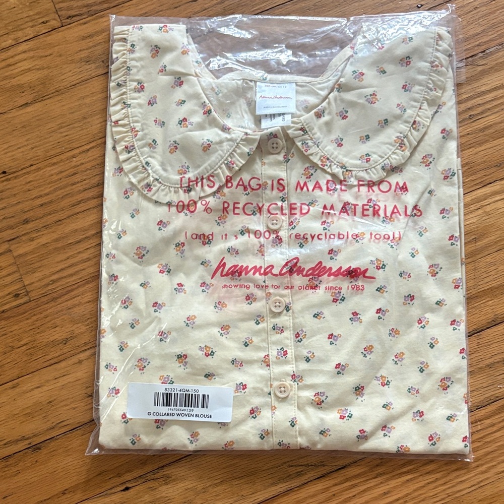 *Hanna Andersson Cream Blouse with Tiny Multicolor Floral Print